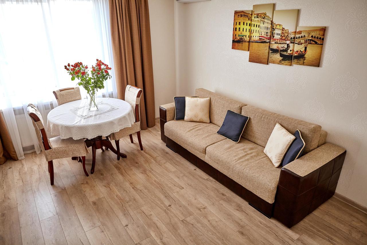 City Center Lux Family Apartment Winnyzja Exterior foto