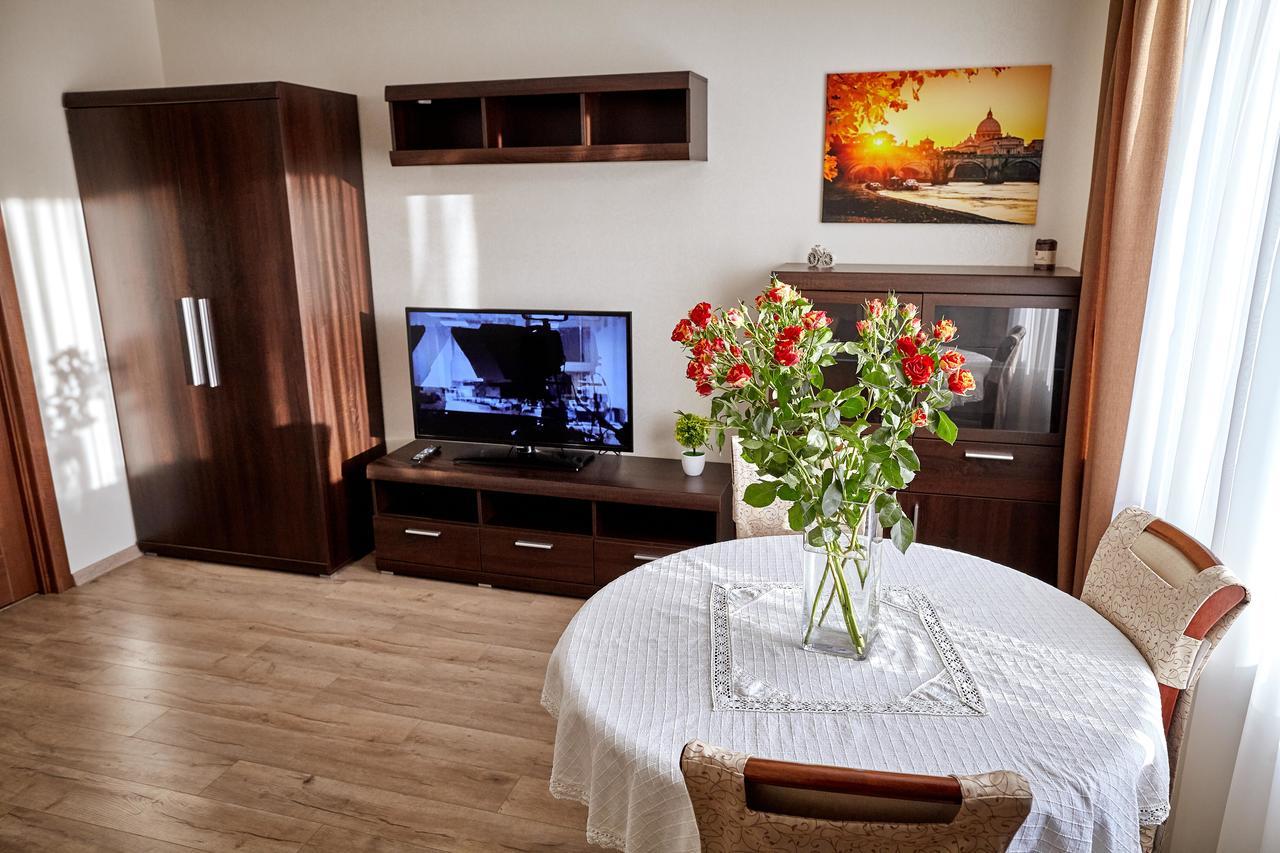 City Center Lux Family Apartment Winnyzja Exterior foto